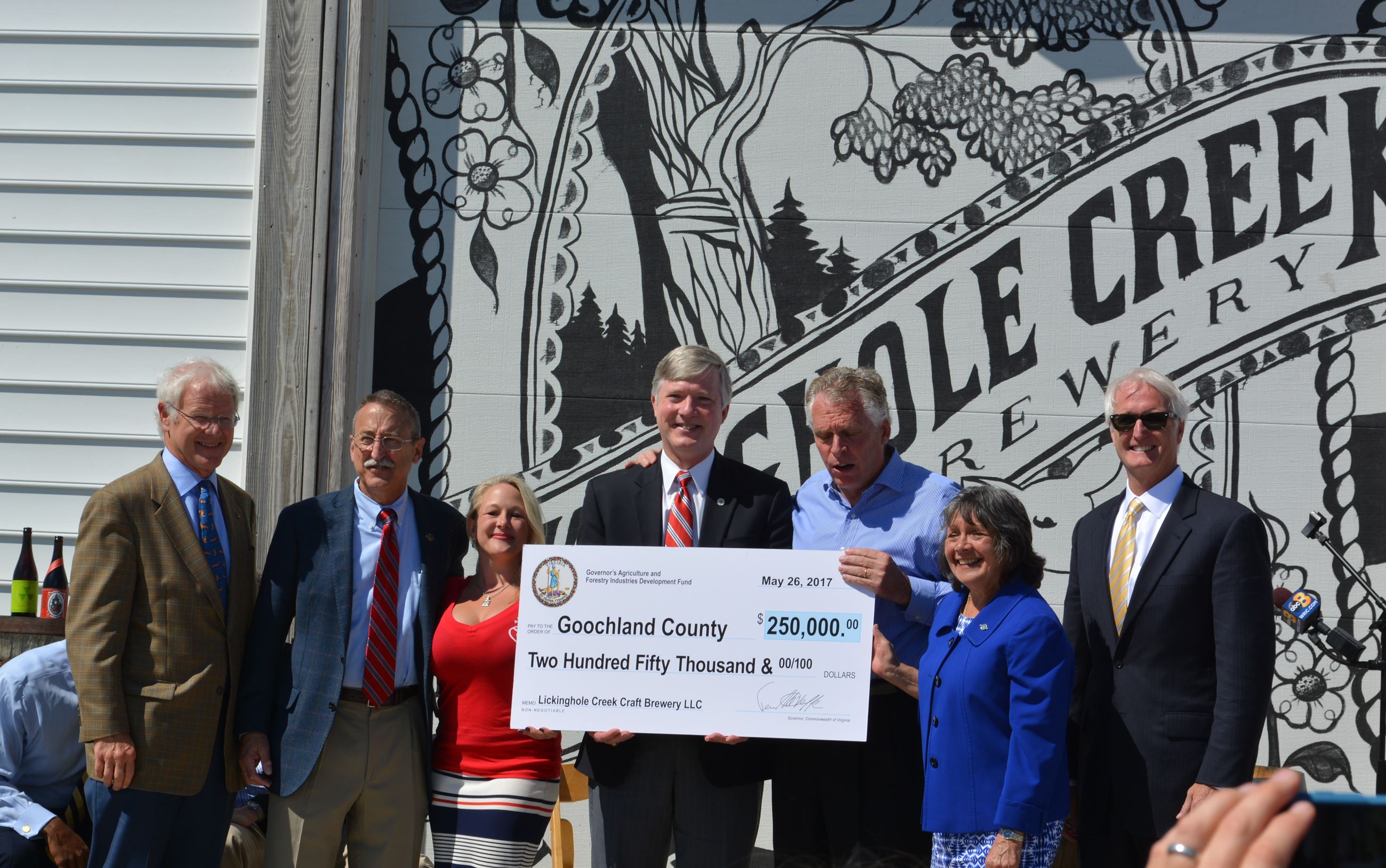 Lickinghole Creek Craft Brewery - Governor ED Announcement 5-26-17-DSC_0243c