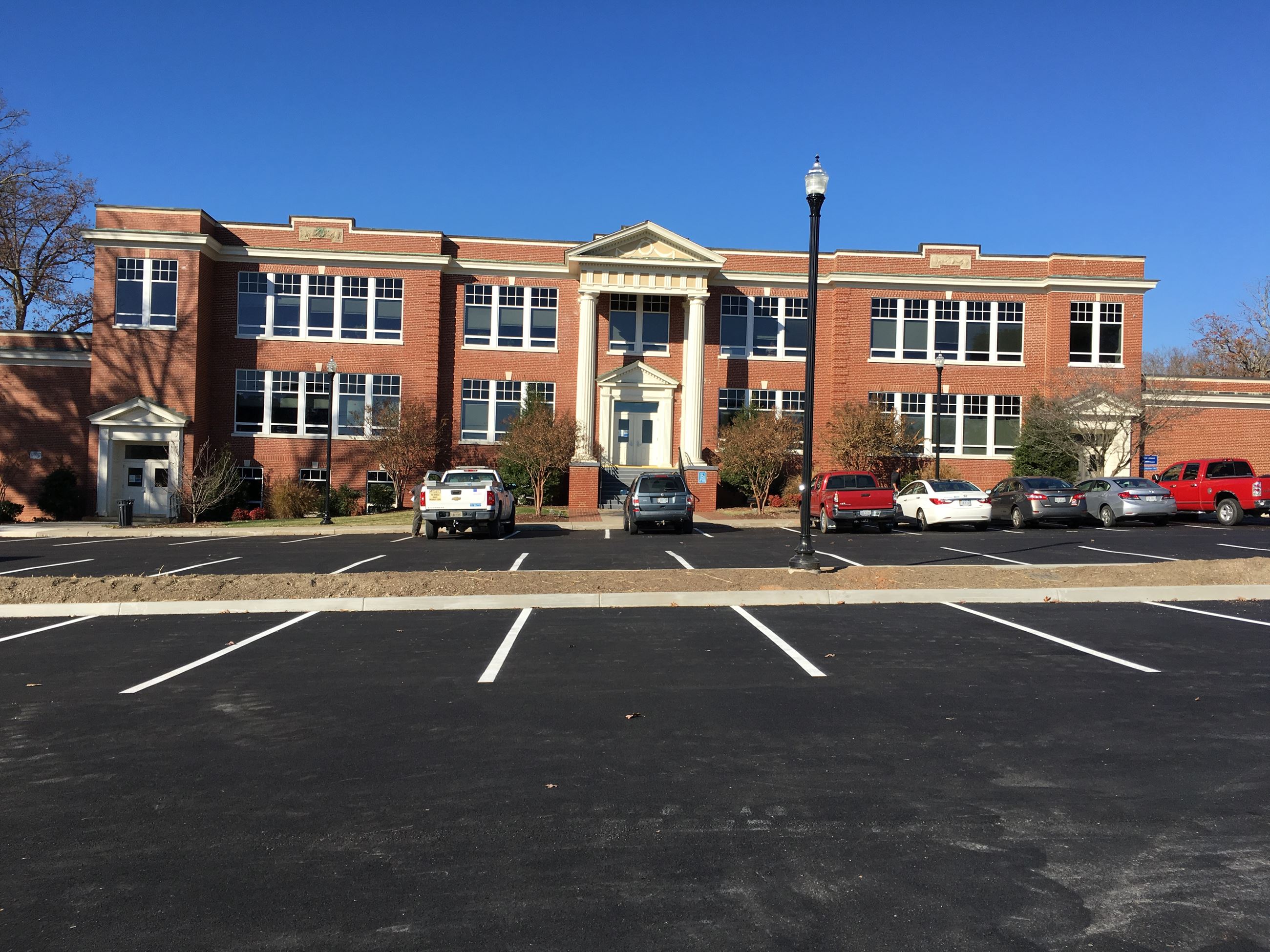 Administration Building Parking Lots_Dec 1 2017_IMG_4389