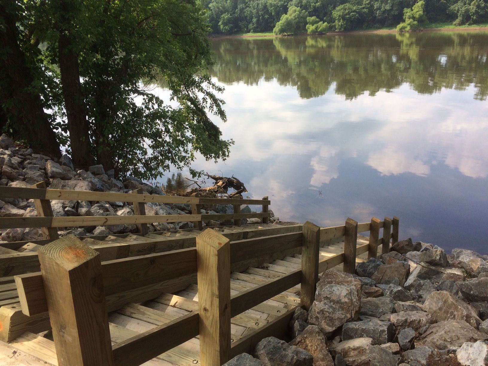 Goochland canoe launch ramp