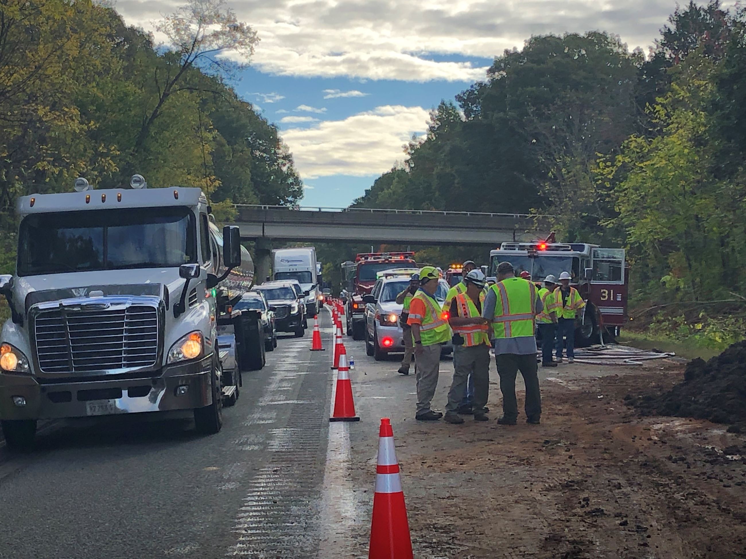 Overturned Dump Truck on I-64 - 10-26-21 IMG_6072