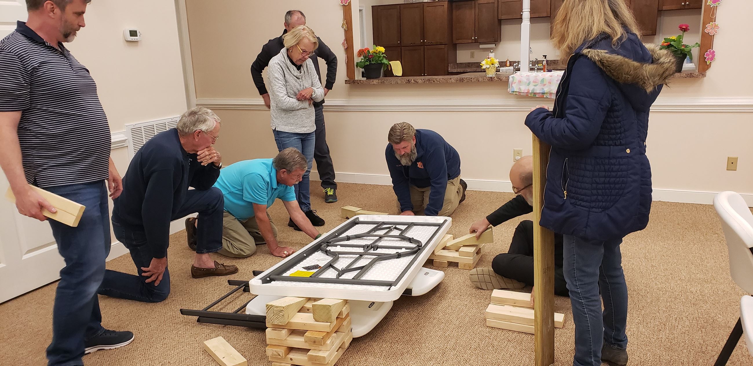 Goochland 2022 CERT Class - Practicing cribbing