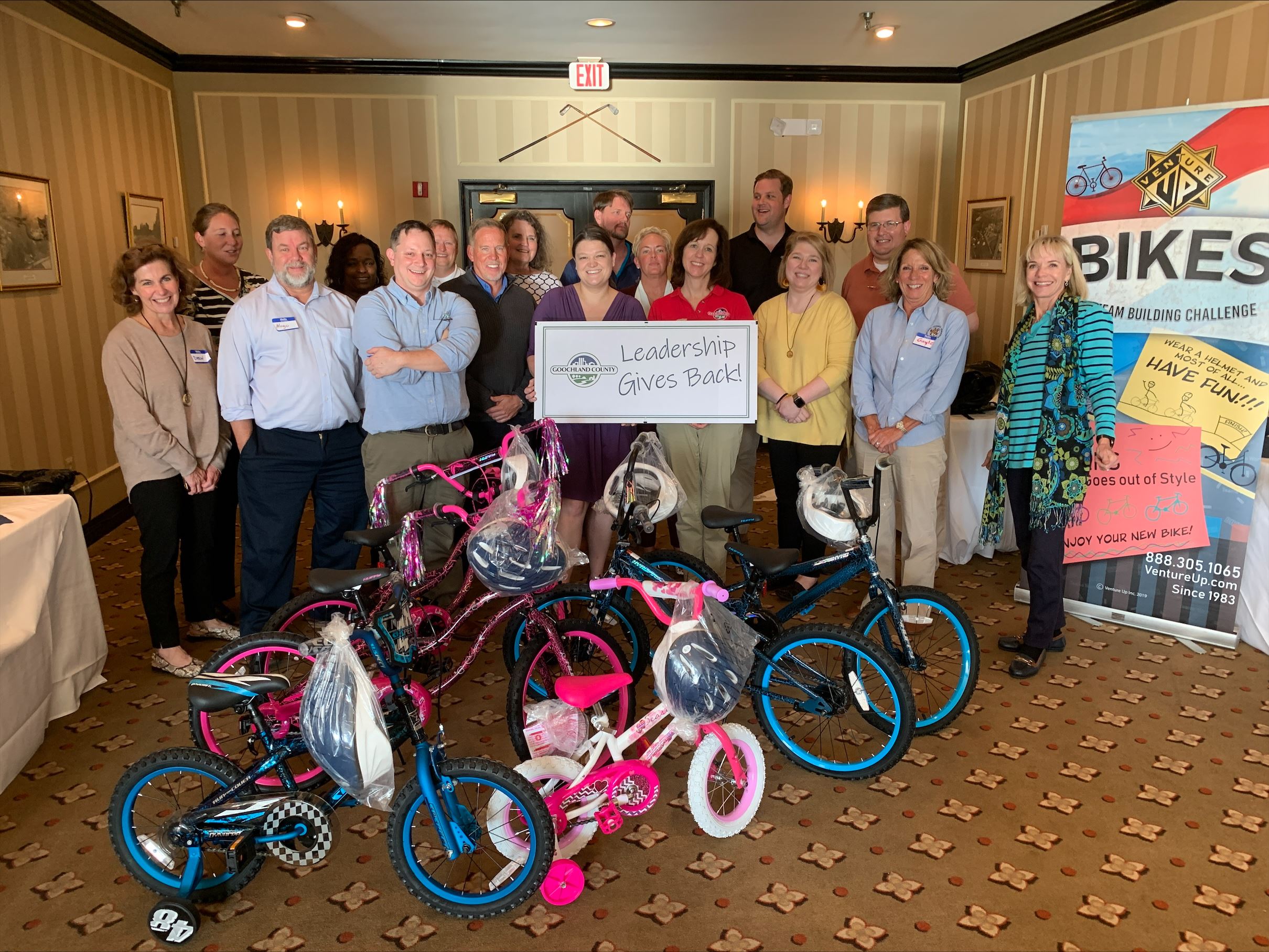 County Leadership Gives Back 22